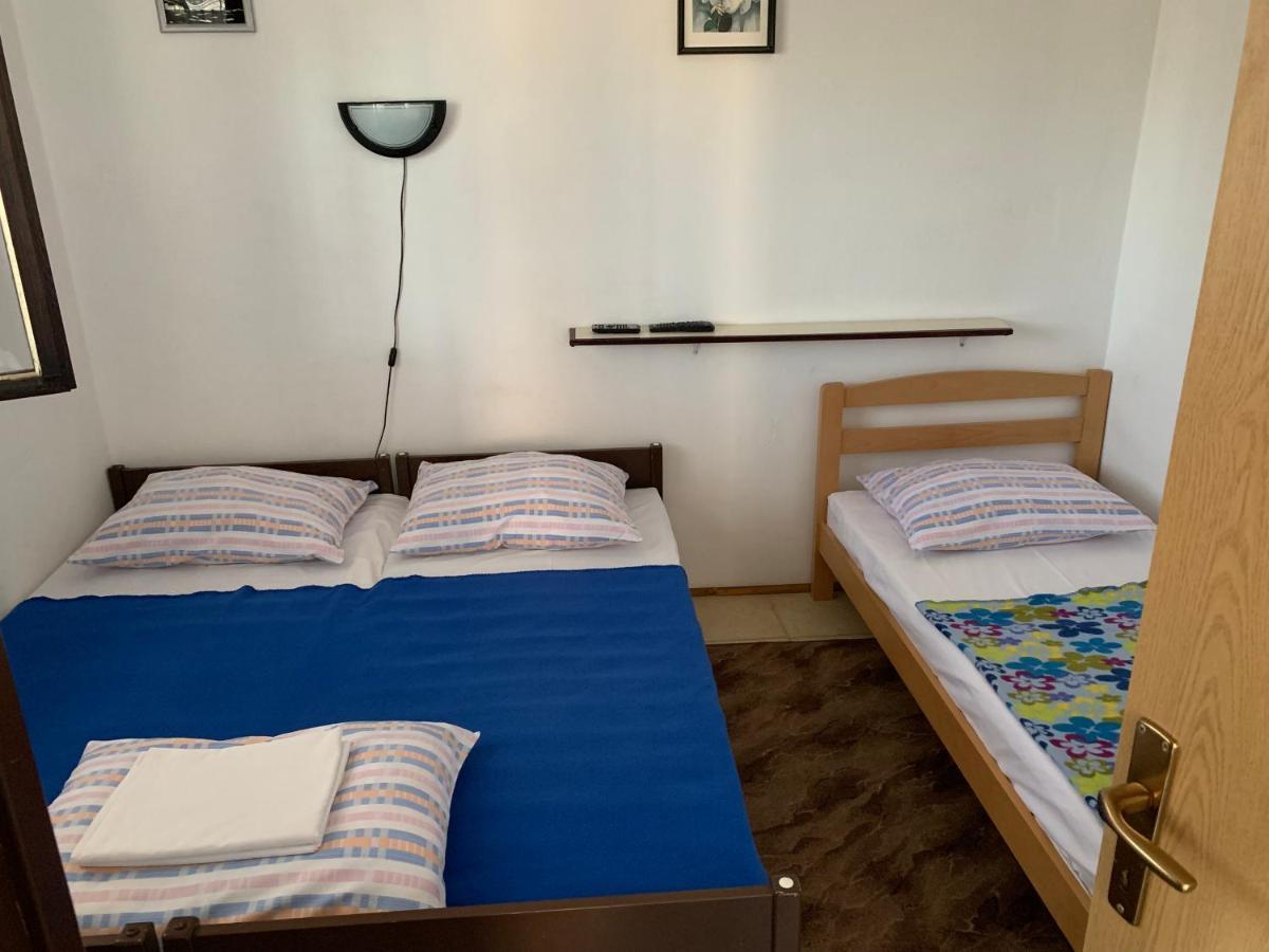 Apartmani Ficurin Starigrad Paklenica Exteriér fotografie