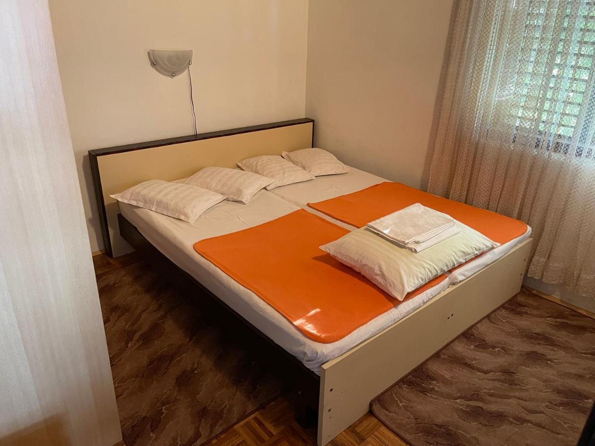 Apartmani Ficurin Starigrad Paklenica Exteriér fotografie