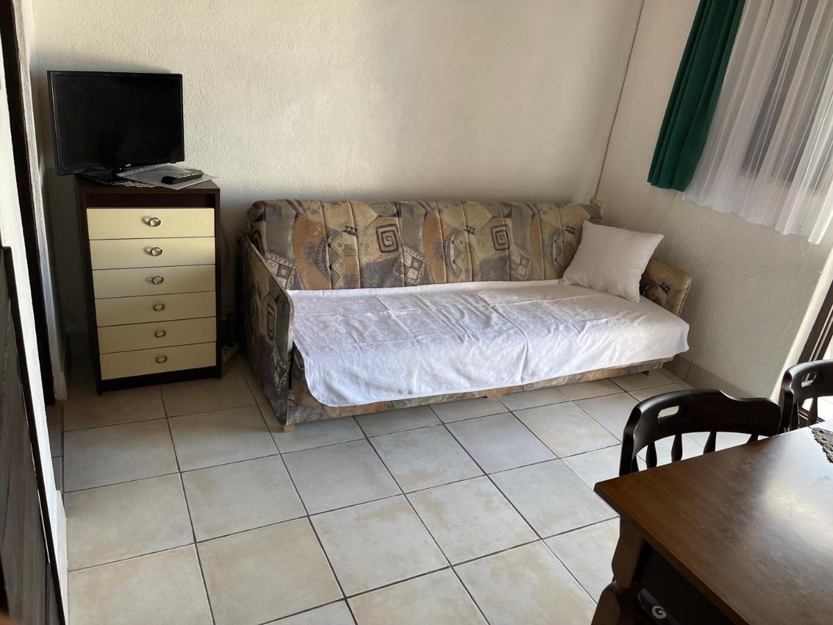 Apartmani Ficurin Starigrad Paklenica Exteriér fotografie